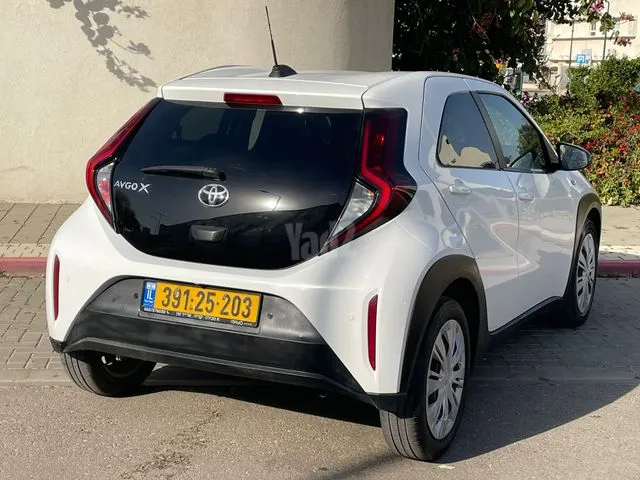 טויוטה AYGO X 2023 - תמונה 2 מתוך מודעת מכירה של הרכב הזה