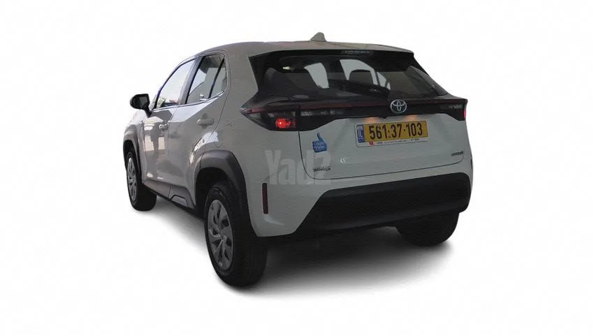 טויוטה YARIS CROSS HSD 2023 - תמונה 2 מתוך מודעת מכירה של הרכב הזה