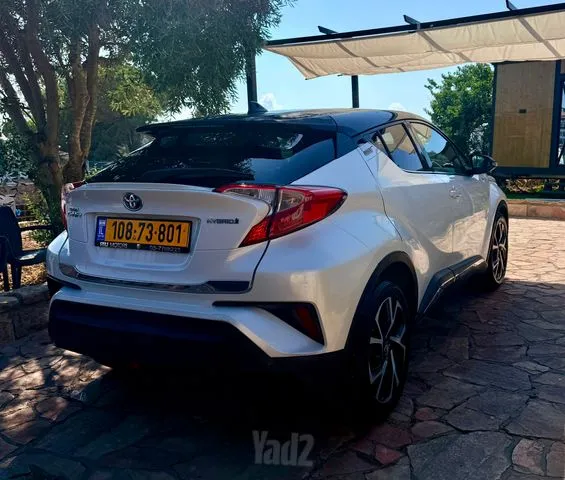 טויוטה C-HR HYBRID 2017 - תמונה 2 מתוך מודעת מכירה של הרכב הזה