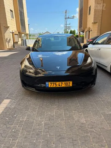 טסלה MODEL 3 2021 - תמונה 4 מתוך מודעת מכירה של הרכב הזה