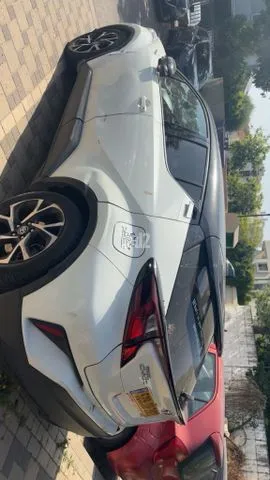 טויוטה C-HR HYBRID 2021 - תמונה 2 מתוך מודעת מכירה של הרכב הזה