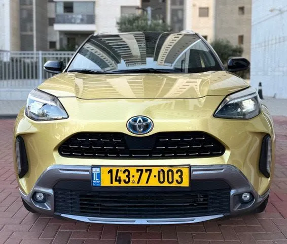 טויוטה YARIS CROSS HSD 2022 - תמונה 1 מתוך מודעת מכירה של הרכב הזה