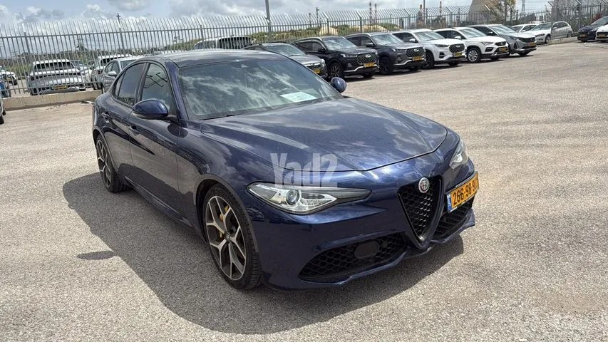 אלפא רומיאו GIULIA 2021 - תמונה 2 מתוך מודעת מכירה של הרכב הזה