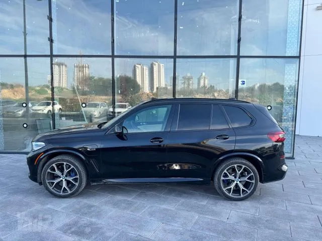 ב מ וו X5 XDRIVE 45E 2022 - תמונה 3 מתוך מודעת מכירה של הרכב הזה