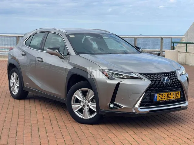 לקסוס LEXUS UX250H 2021 - תמונה 2 מתוך מודעת מכירה של הרכב הזה