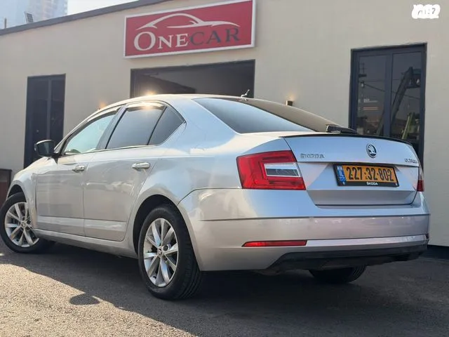סקודה OCTAVIA 2020 - תמונה 2 מתוך מודעת מכירה של הרכב הזה