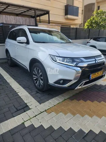 מיצובישי OUTLANDER 2020 - תמונה 3 מתוך מודעת מכירה של הרכב הזה