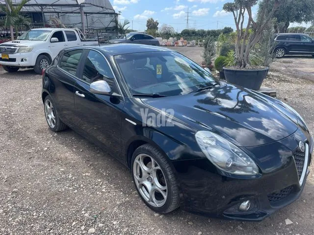אלפא רומיאו ALFA GIULIETTA 2017 - תמונה 2 מתוך מודעת מכירה של הרכב הזה