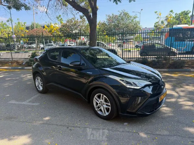 טויוטה C-HR HYBRID 2020 - תמונה 2 מתוך מודעת מכירה של הרכב הזה