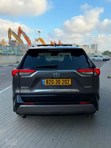 טויוטה RAV 4 HYBRID 2021 - תמונה 6 מתוך מודעת מכירה של הרכב הזה
