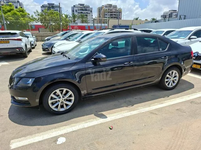 סקודה OCTAVIA 2020 - תמונה 3 מתוך מודעת מכירה של הרכב הזה