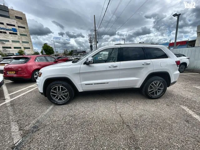ג'יפ GRAND CHEROKEE 2022 - תמונה 2 מתוך מודעת מכירה של הרכב הזה