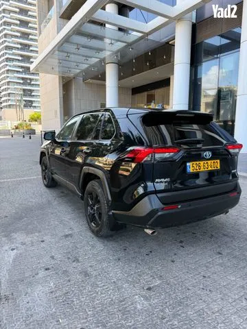 טויוטה RAV 4 HYBRID 2021 - תמונה 3 מתוך מודעת מכירה של הרכב הזה