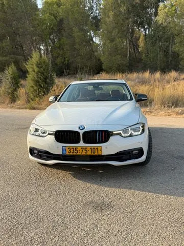 ב מ וו 330E IPERFORMAN 2018 - תמונה 4 מתוך מודעת מכירה של הרכב הזה