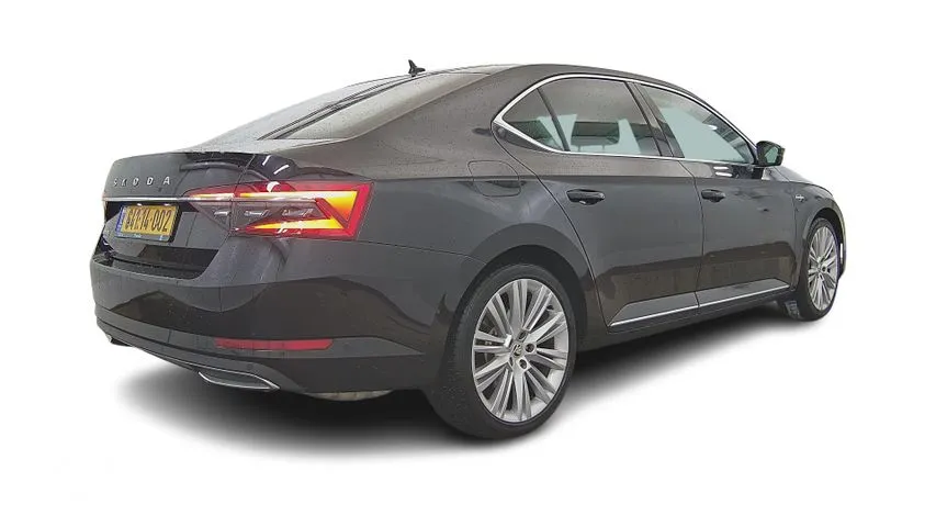 סקודה SUPERB FL 2022 - תמונה 3 מתוך מודעת מכירה של הרכב הזה