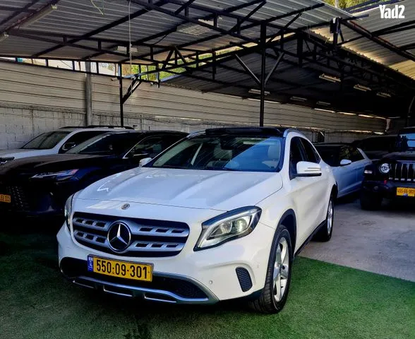 מרצדס בנץ GLA220 4MATIC 2018 - תמונה 3 מתוך מודעת מכירה של הרכב הזה