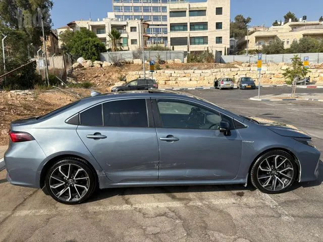 טויוטה COROLLA HSD SDN 2019 - תמונה 2 מתוך מודעת מכירה של הרכב הזה