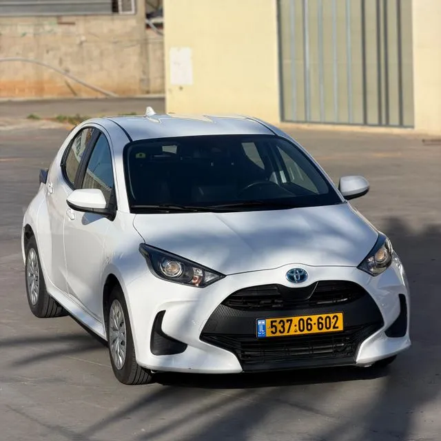 טויוטה TOYOTA YARIS 2023 - תמונה 5 מתוך מודעת מכירה של הרכב הזה
