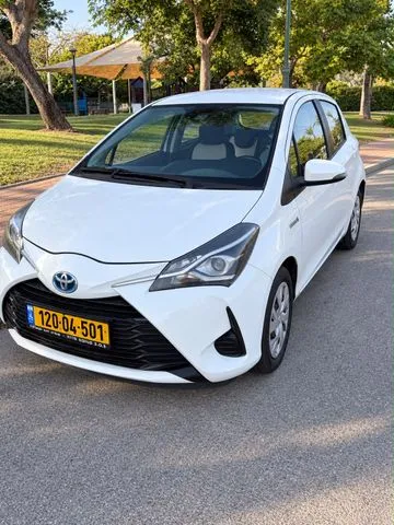 טויוטה YARIS HYBRID 2018 - תמונה 1 מתוך מודעת מכירה של הרכב הזה