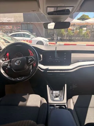 סקודה OCTAVIA 2021 - תמונה 2 מתוך מודעת מכירה של הרכב הזה