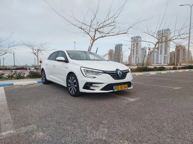 רנו MEGANE 2022 - תמונה 4 מתוך מודעת מכירה של הרכב הזה