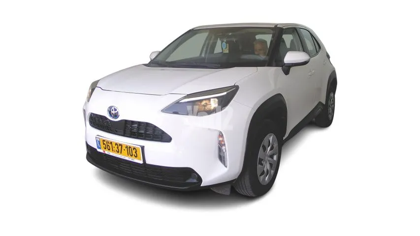 טויוטה YARIS CROSS HSD 2023 - תמונה 4 מתוך מודעת מכירה של הרכב הזה