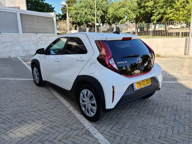 טויוטה AYGO X 2022 - תמונה 2 מתוך מודעת מכירה של הרכב הזה