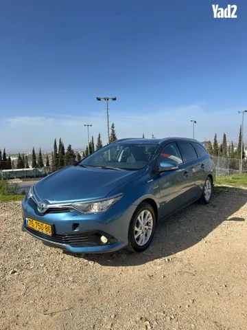 טויוטה AURIS HYBRID 2017 - תמונה 3 מתוך מודעת מכירה של הרכב הזה