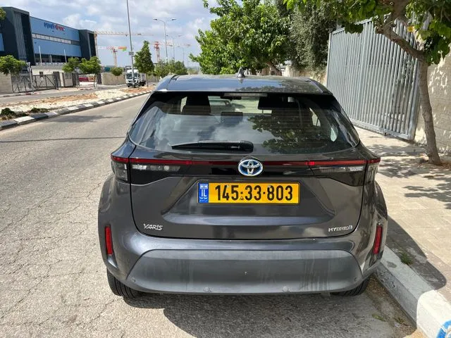 טויוטה YARIS CROSS HSD 2022 - תמונה 2 מתוך מודעת מכירה של הרכב הזה