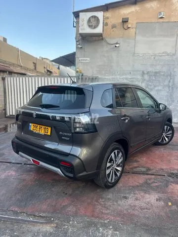 סוזוקי S-CROSS 2023 - תמונה 2 מתוך מודעת מכירה של הרכב הזה