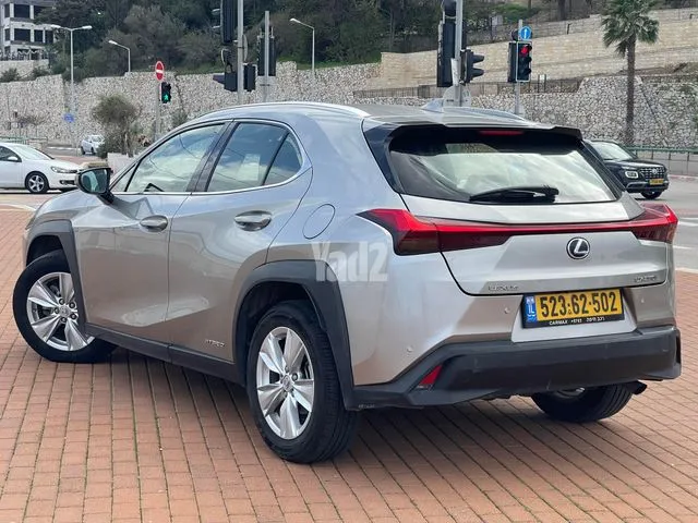 לקסוס LEXUS UX250H 2021 - תמונה 3 מתוך מודעת מכירה של הרכב הזה