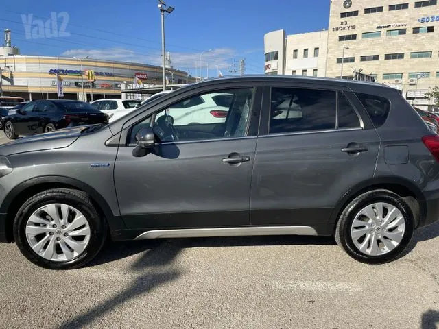 סוזוקי SX4 CROSSOVER 2022 - תמונה 4 מתוך מודעת מכירה של הרכב הזה