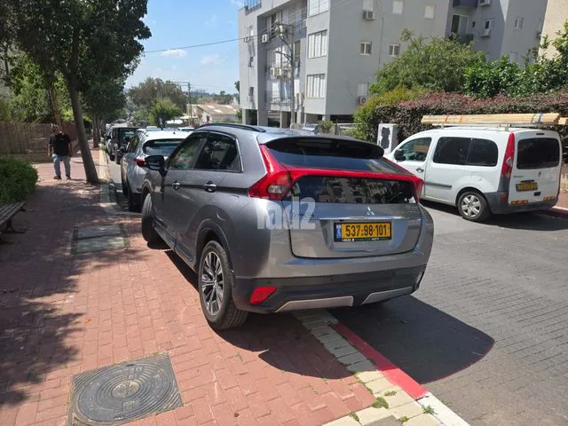 מיצובישי ECLIPSE CROSS 2019 - תמונה 1 מתוך מודעת מכירה של הרכב הזה