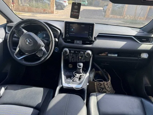 טויוטה RAV 4 HYBRID 2021 - תמונה 4 מתוך מודעת מכירה של הרכב הזה