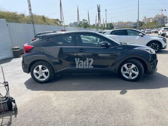 טויוטה C-HR HYBRID 2019 - תמונה 2 מתוך מודעת מכירה של הרכב הזה