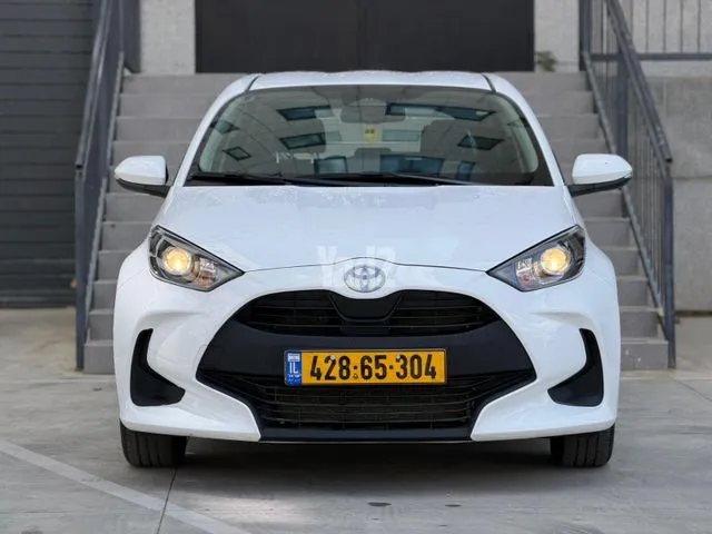 טויוטה YARIS HYBRID 2025 - תמונה 2 מתוך מודעת מכירה של הרכב הזה