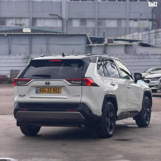 טויוטה RAV 4 HYBRID 2021 - תמונה 3 מתוך מודעת מכירה של הרכב הזה