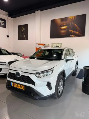 טויוטה RAV 4 HYBRID 2023 - תמונה 2 מתוך מודעת מכירה של הרכב הזה