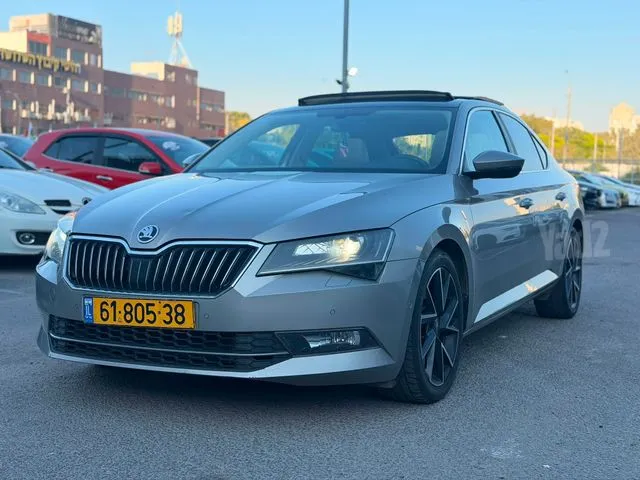סקודה NEW SUPERB 2017 - תמונה 3 מתוך מודעת מכירה של הרכב הזה