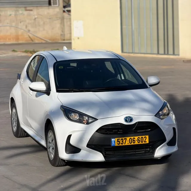 טויוטה TOYOTA YARIS 2023 - תמונה 2 מתוך מודעת מכירה של הרכב הזה