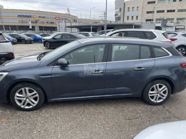 רנו MEGANE 2021 - תמונה 2 מתוך מודעת מכירה של הרכב הזה