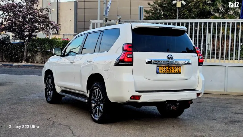 טויוטה LAND CRUISER 2021 - תמונה 2 מתוך מודעת מכירה של הרכב הזה