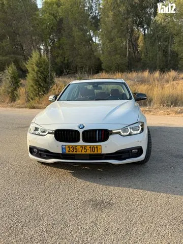 ב מ וו 330E IPERFORMAN 2018 - תמונה 3 מתוך מודעת מכירה של הרכב הזה
