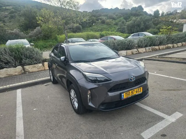 טויוטה YARIS CROSS HSD 2022 - תמונה 1 מתוך מודעת מכירה של הרכב הזה