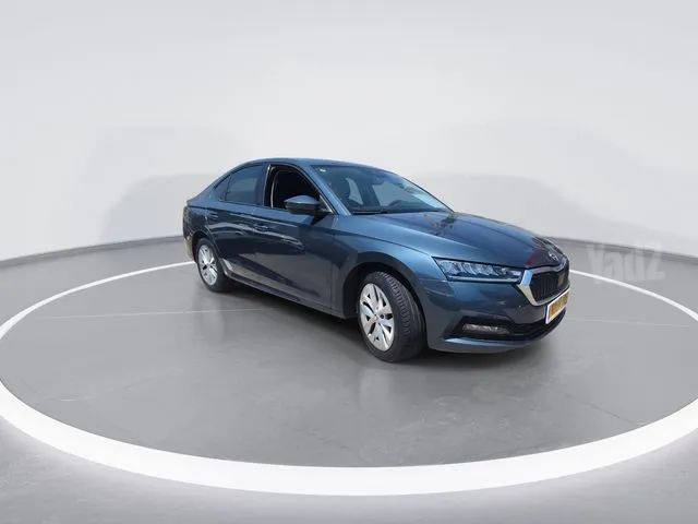 סקודה OCTAVIA 2021 - תמונה 3 מתוך מודעת מכירה של הרכב הזה