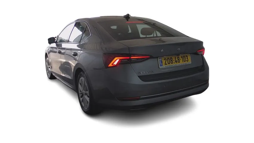 סקודה OCTAVIA 2022 - תמונה 2 מתוך מודעת מכירה של הרכב הזה