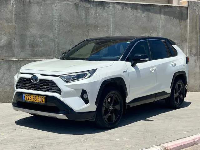 טויוטה RAV 4 HYBRID 2020 - תמונה 1 מתוך מודעת מכירה של הרכב הזה
