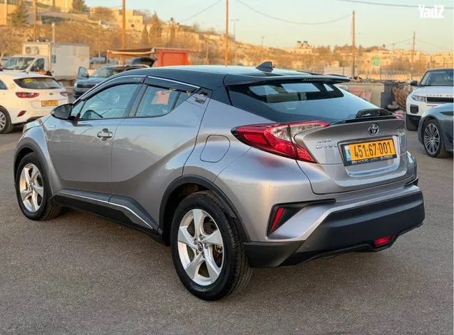 טויוטה C-HR HYBRID 2018 - תמונה 2 מתוך מודעת מכירה של הרכב הזה