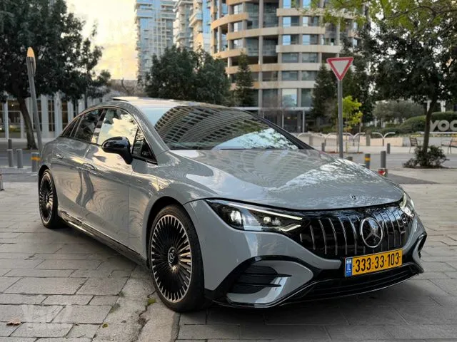 מרצדס בנץ AMG EQE53 4MATI 2023 - תמונה 3 מתוך מודעת מכירה של הרכב הזה