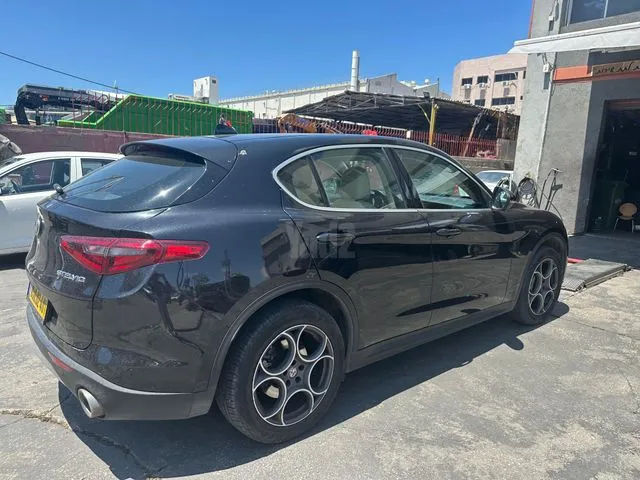 אלפא רומיאו STELVIO 2020 - תמונה 2 מתוך מודעת מכירה של הרכב הזה